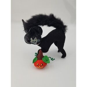 Annalee 2020 Halloween Scaredy Cat black Cat with pumpkin figurine
